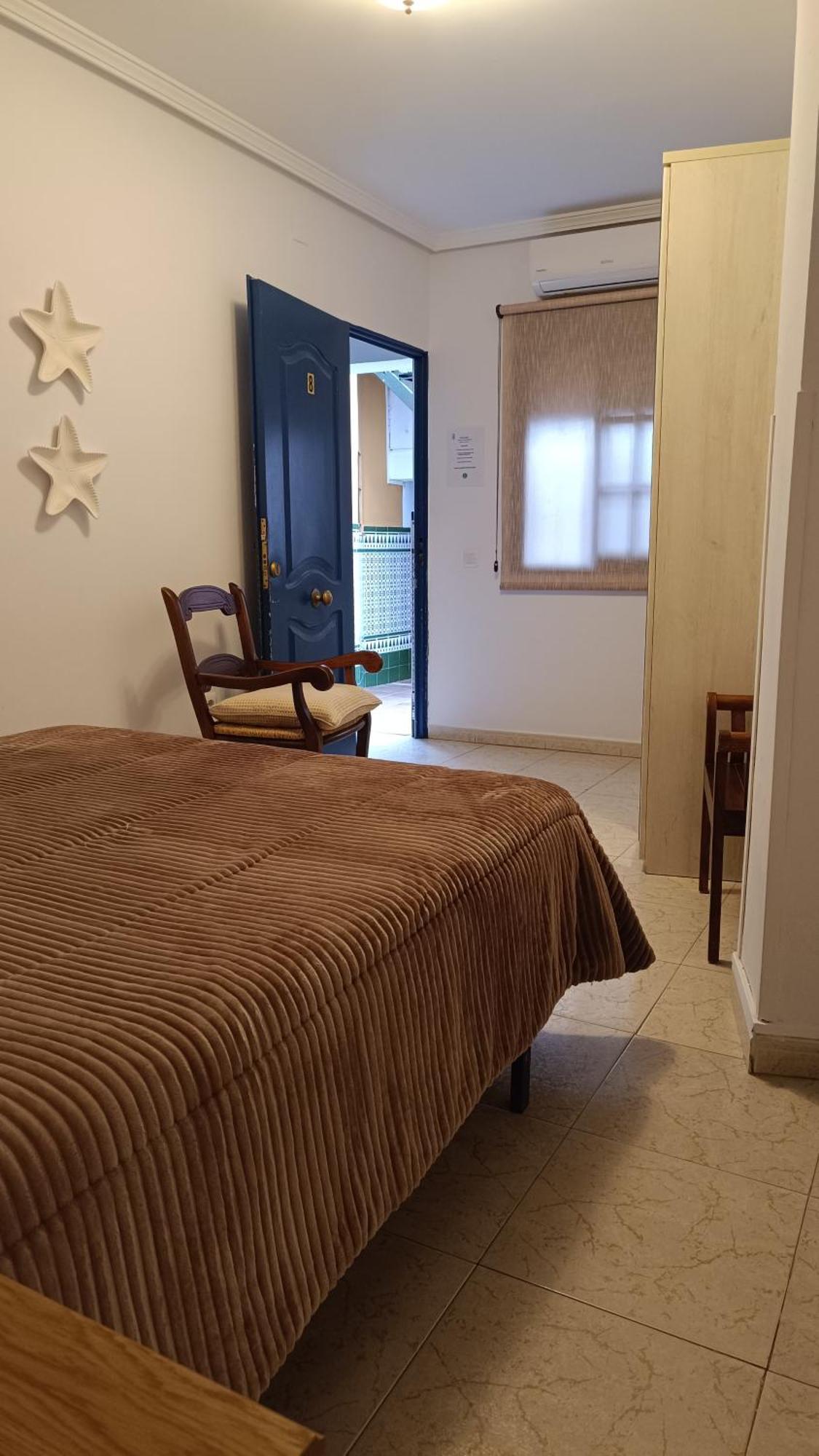 Guest house Rompeolas Playa Chipiona